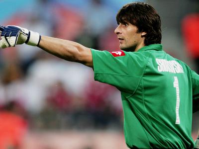 «В тени Касильяса и Буффона: блестящая карьера Александра Шовковского», — материал польского издания TVP Sport