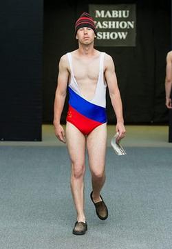 Труселя, ви мої, труселя: Російська мода не для слабких нервів. Колекція, що викликала фурор (фотофакти)
