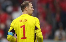 Мануэль Нойер не покидает сборную Германии