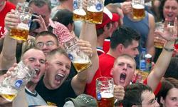 УЕФА разрешил употреблять алкоголь на стадионах
