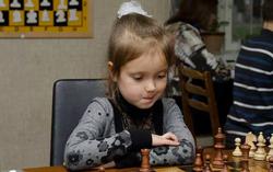 Восьмирічна українка Вероніка Веремюк виграла чемпіонат Європи з шахів. Вітаємо з перемогою!