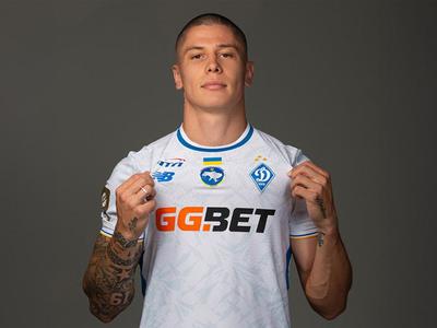 Денис Попов продлил контракт с «Динамо»