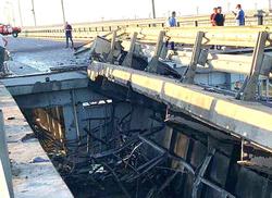 «Бахнуло так, что трухануло. У нас лопнуло лобовое стекло», — в «СКА-Ростов» рассказали о взрыве на Крымском мосту