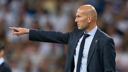 Zinedine Zidane wybiera między Bayernem Monachium a Manchesterem United