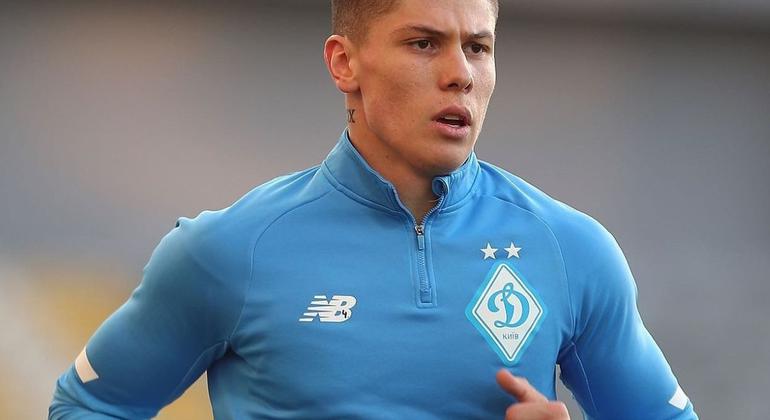 Денис Попов: «У меня были разные варианты, но ни один из них не был настолько достойным, как возможность остаться в «Динамо»