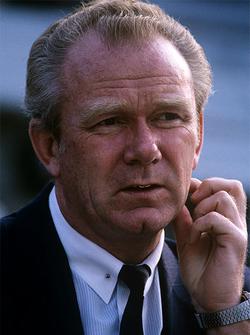 За портьерой у Лобановского...