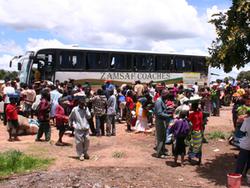 В ЮАР фанаты закидали камнями автобус сборной Замбии