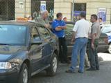 Львовские студенты учат таксистов английскому