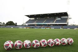 Легенди «Динамо» зіграють з військовими, рятувальниками та саперами