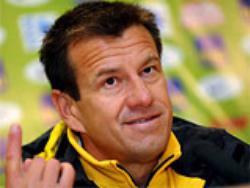 Дунга проигнорировал успех донецких бразильцев
