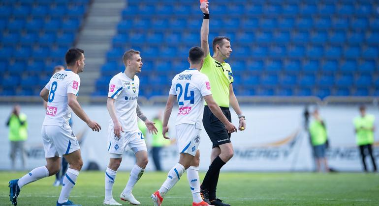 The day has passed, the number has changed, neither.... has not changed. On the "expected changes" in refereeing in the UPL