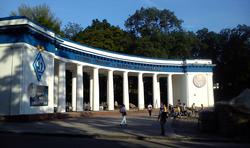 СМИ: Григорий Суркис пообещал мемориал памяти Героев Небесной Сотни у входа на стадион «Динамо»