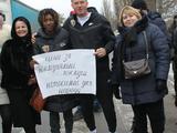 Юрий Максимов и Ибрахим Кане стали невольными участниками митинга против повышения тарифов (ФОТО)