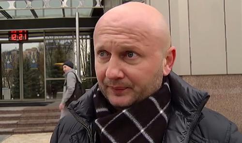 Олег Смалийчук: «Коломойскому принадлежат 50% акций «Карпат», но он даже десяти гривен не выделил»