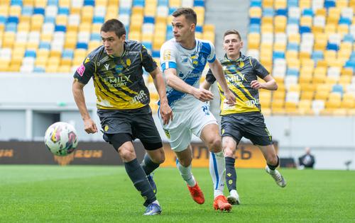 Стали відомі дата і час початку матчу «Динамо» — «Рух»