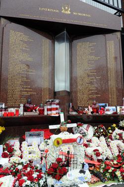 УЕФА чтит память погибших на «Хиллсборо»