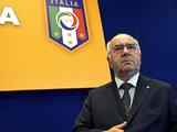 Тавеккио не уйдет с поста президента Федерации футбола Италии