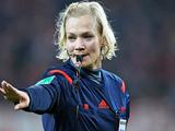 Штайнхаус — 1-я женщина-судья, работавшая на матче высших дивизионов европейских лиг