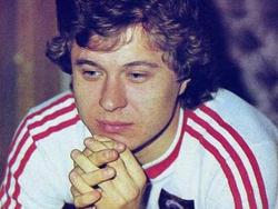 Почему поверил в апрель 1985-го...