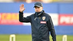 "Reprezentacja Ukrainy ma nad nami całkowitą przewagę i większe doświadczenie" - powiedział trener Rumunii