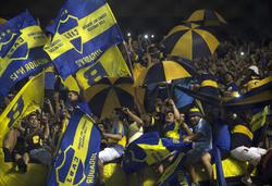 Fan der Boca Juniors begeht nach der Niederlage im Finale des Libertadores-Pokals Selbstmord