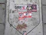 Болельщики «Атлетико» испортили табличку Гризманна после его перехода в «Барселону» (ФОТО)