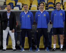СМИ: тренерскому штабу сборной Украины уже три месяца не выплачивают зарплату