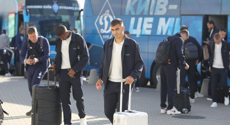 «Динамо» отправилось в Турцию. На тренировочном сборе будут работать 32 футболиста (СПИСОК ИГРОКОВ)