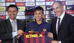 Суд потребовал у «Барселоны» документы по трансферу Неймара