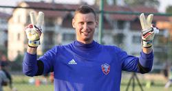 Александр Рыбка после дебютного матча попал в сборную тура чемпионата Азербайджана (ФОТО)
