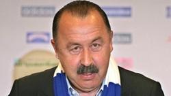 Архив Dynamo.kiev.ua. Валерий Газзаев: «Я хочу выиграть Лигу чемпионов. Вас устроит такой ответ?»