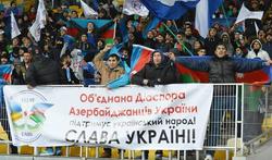 Фанаты «Карабаха» поддержали Украину (ФОТО)