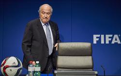Adidas поддерживает решение Блаттера покинуть пост президента ФИФА