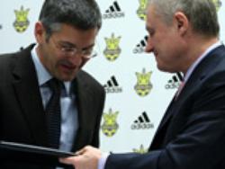 Григорий СУРКИС: "Не все зависит от контракта"