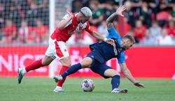 Лига Европы, 3-й квалификационный раунд, первый матч. «Славия» — «Днепр-1» — 3:0