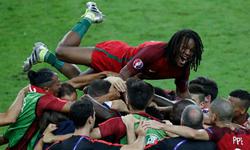 Игроки сборной Португалии посоревновались в конкурсе манекенов (ВИДЕО)