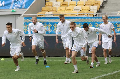 Тренировка сборной Украины во Львове: ФОТОрепортаж, ВИДЕО