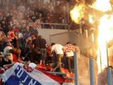 На футбольном матче Греция — Хорватия произошли беспорядки 