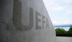 «Металлист» и «Легию» ждет наказание от УЕФА за поведение болельщиков 