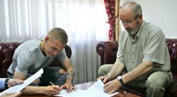 Виталий Буяльский подписал новый контракт с «Динамо»