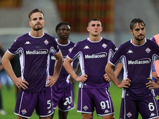 Матчи соперников «Динамо». Безвыигрышная серия «Фиорентины» достигла 10 матчей, команда идет на предпоследнем месте