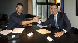 Официально: Бускетс подписал новый контракт с «Барселоной» (ФОТО)