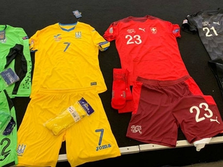 Сборная Украины сыграет со Швейцарией в желтой форме