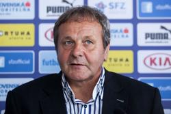 Главный тренер сборной Словакии назвал состав на Мальту и Украину