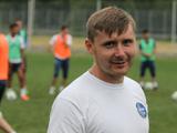 «Удалось пообщаться с несколькими футболистами «Динамо». Смену тренера они восприняли с воодушевлением», — журналист