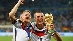 Немецкий футбольный союз организует прощальные матчи Подольски и Швайнштайгера