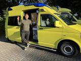 Евгений Левченко передал Украине два автомобиля скорой помощи (ФОТО)