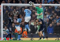 Лунин заменил Куртуа в перерыве матча Лиги чемпионов «Манчестер Сити». Арбелоа объяснил, почему