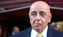 Галлиани: «Милан» не продаст Сосу»