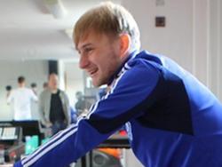 Роман БЕЗУС: «Во многих командах бывает наказание в виде отжиманий»